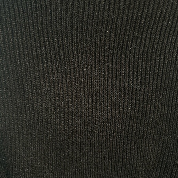 H&M Divided Black Turtleneck Sweater - Picture 9 of 9